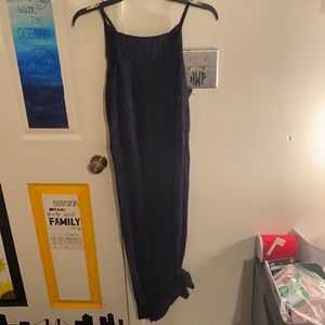 dark blue date night dress